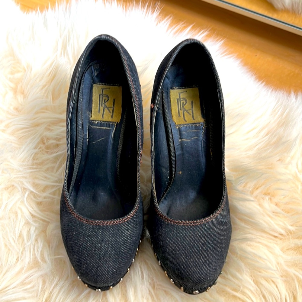 Denim high heels shoes
